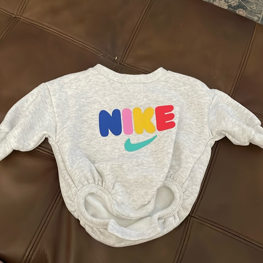 Nike romper